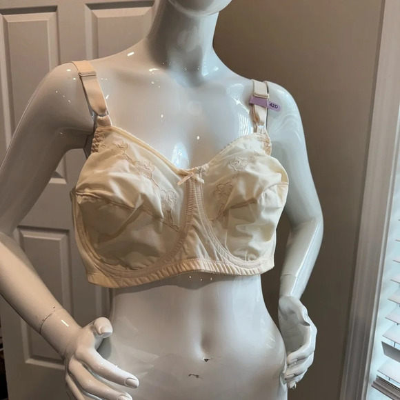 Bali 2 Women's Flower Underwire Bra, Light Beige, 42D - Picture 6 of 11